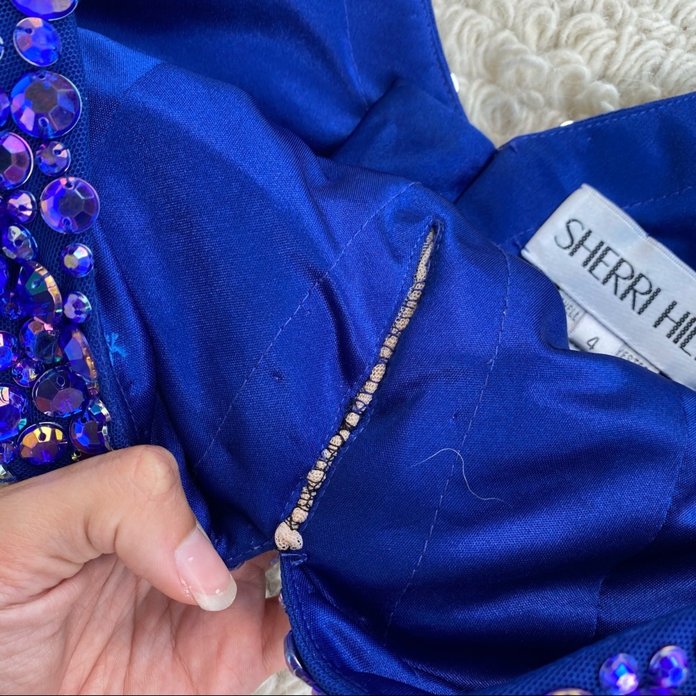SHERRI HILL blue embellished two-piece formal dress crop top with maxi skirt 4 - Picture 5 of 16